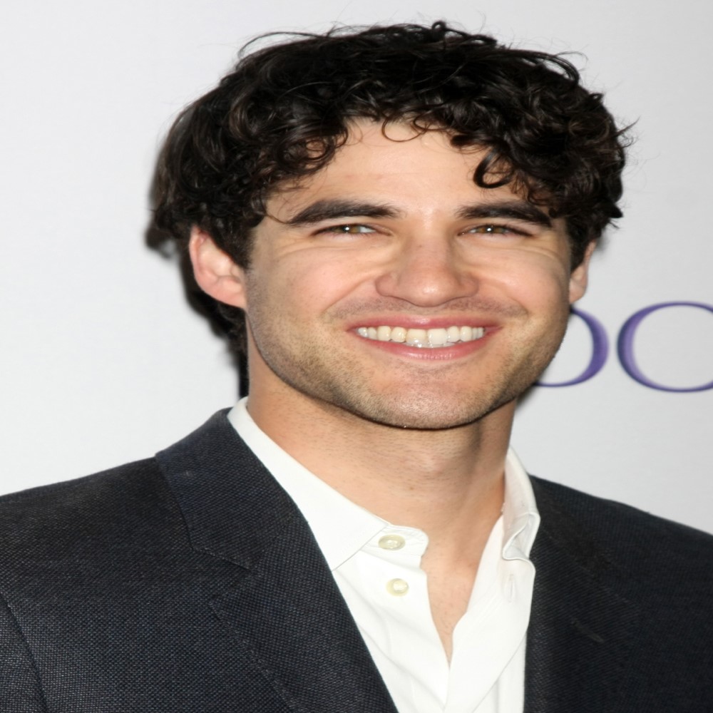 Darren Criss - Celebrity Bio, Brands Seen Wearing & More ...