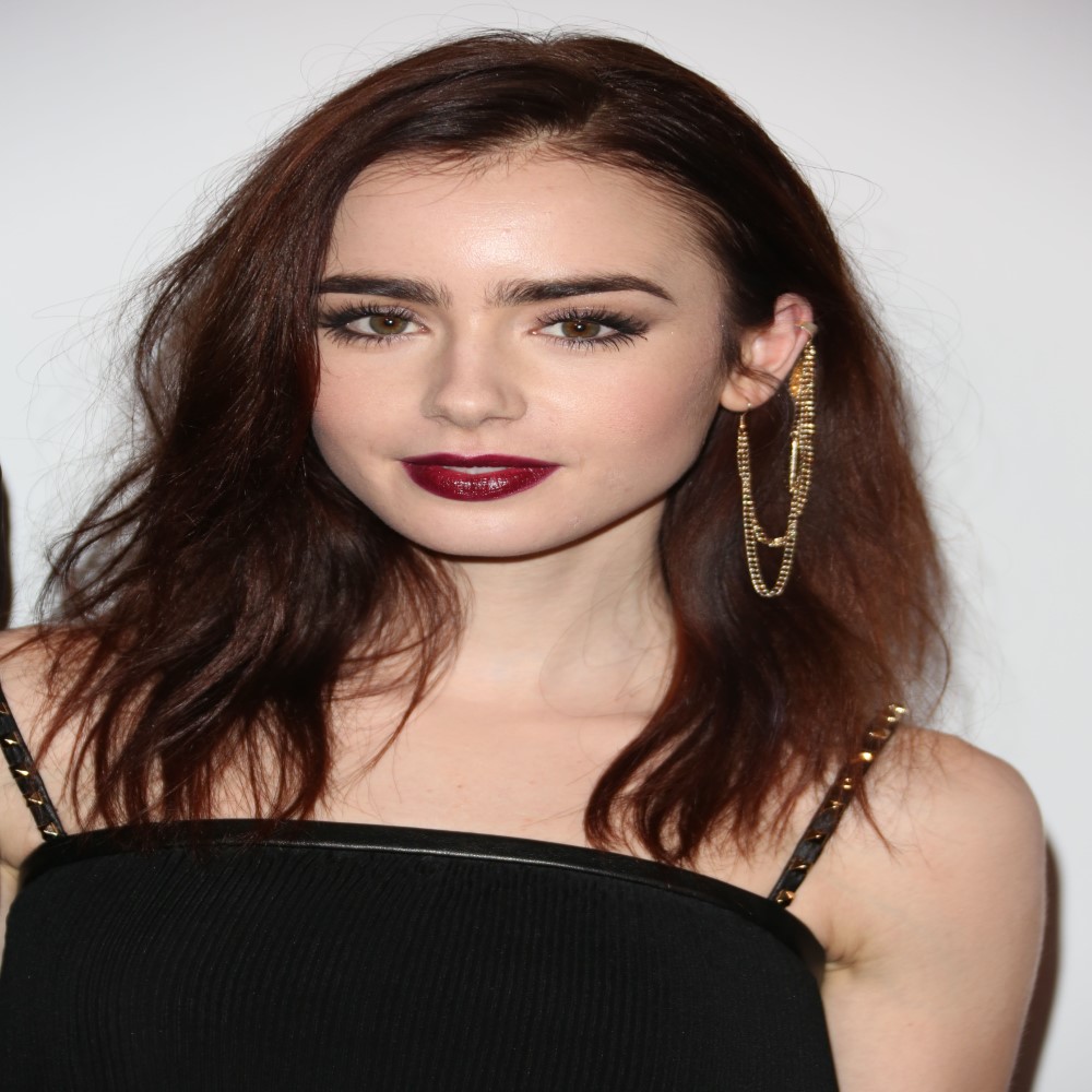 Lily Collins - Celebrity Bio, Brands Seen Wearing & More Page ...