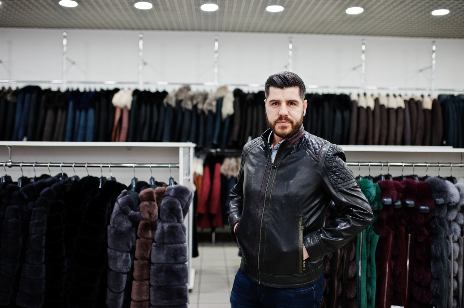 lobal popular jacket stores offering premium quality outerwear for online shoppers.